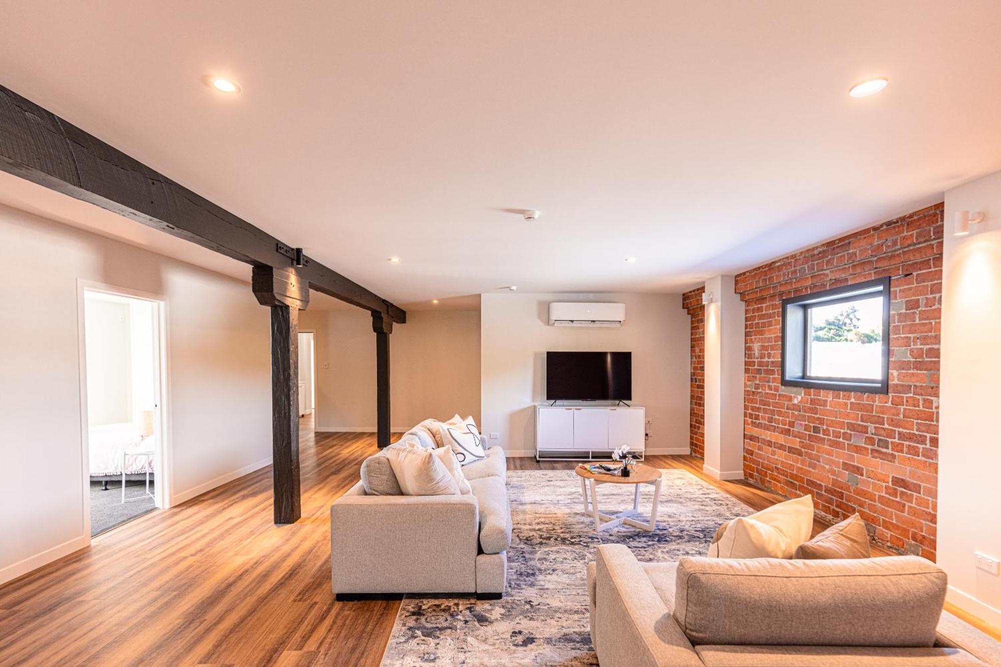 Johnston Apartments - Award-Winning Building, Your Unforgettable Stay Whanganui Exterior photo